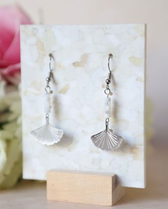 Boucle d'oreille Gina argentée et nacre